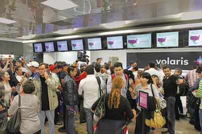 Obligarán a aerolíneas a indemnizar a pasajeros