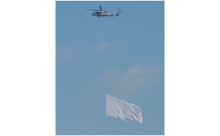 Captan helicóptero con bandera blanca sobrevolando Culiacán; era un ensayo previo a inauguración de Liga Mexicana del Pacífico