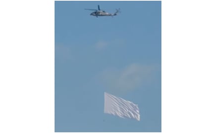 Captan helicóptero con bandera blanca sobrevolando Culiacán; era un ensayo previo a inauguración de Liga Mexicana del Pacífico