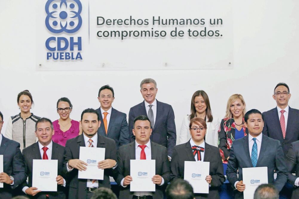 El mandatario José Antonio Gali Fayad (arriba, al centro) dijo que los gobiernos deben trabajar por la justicia social, la igualdad, la equidad y el respeto.