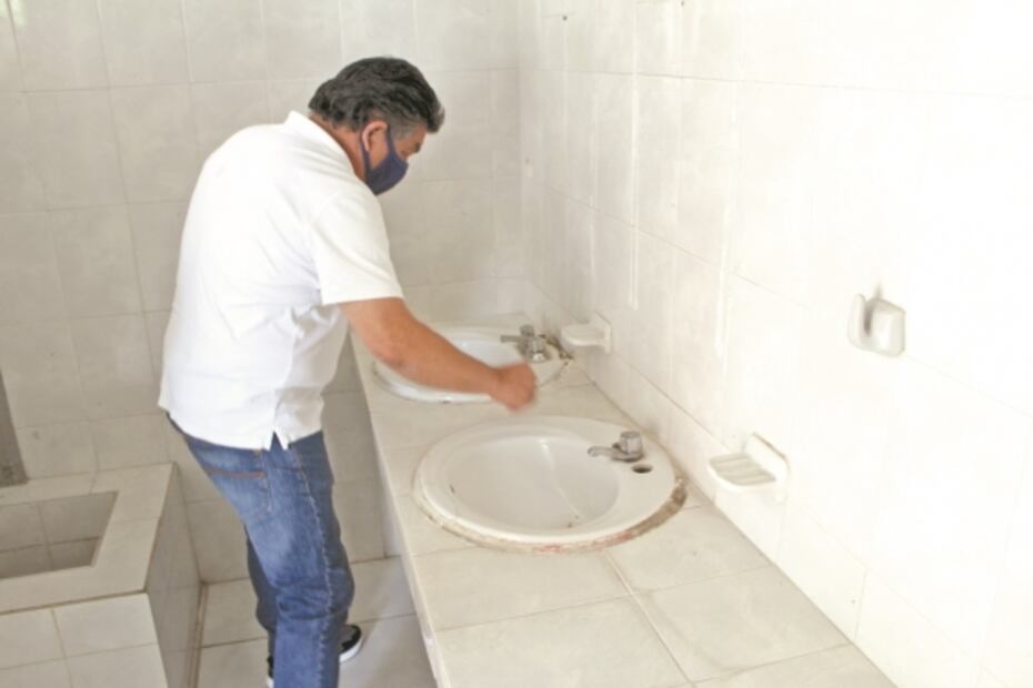 Castigan abandono y vandalismo a los planteles escolares en Coahuila