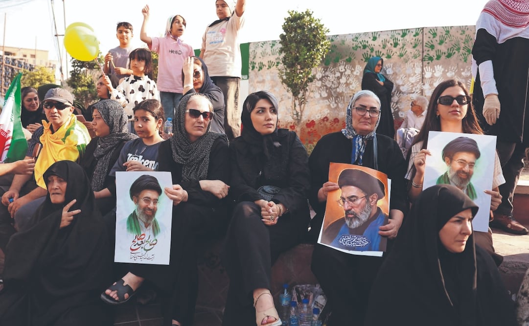 Manifestación en apoyo al líder supremo de Irán, Mojtaba Jamenei, en Teherán. Foto: AFP