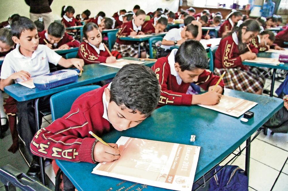 Impulsa Frente por la Familia unión sólo de mujer y hombre