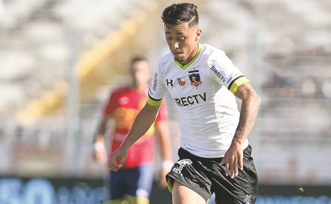 Martín Rodríguez en un partido con Colo Colo. (Foto: EFE)