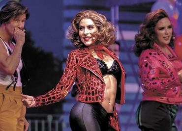 "Vaselina" reaviva la chispa del primer amor