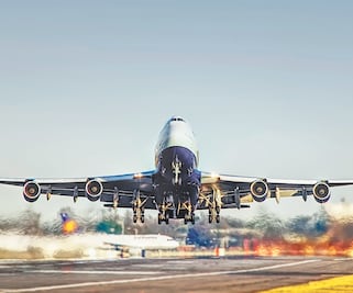 Arrendar aviones, negocio que gana altitud