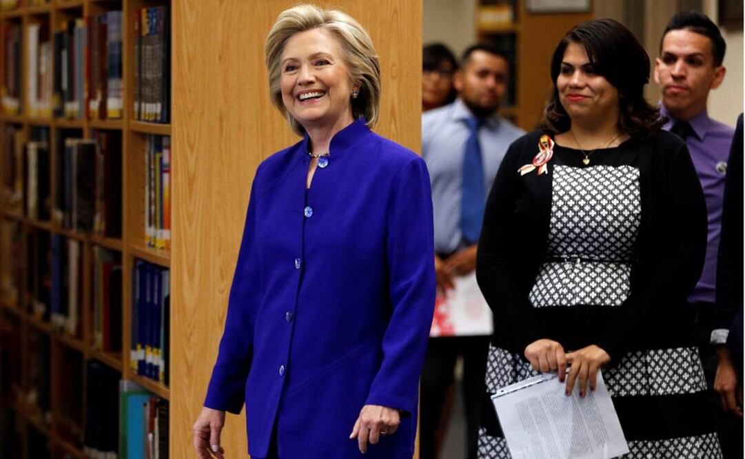 Hillary promete expandir alivio migratorio si llega a Casa Blanca