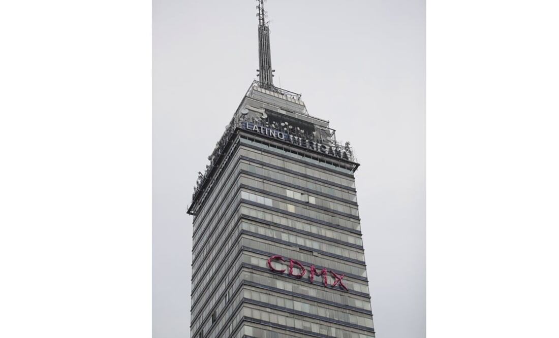 Aglomeración Automovilistas que circulaban por Eje Central pararon su marcha para ver lo que ocurría. (Foto: Alejandro Acosta/El Universal)