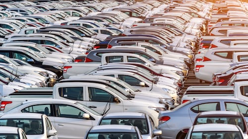 Venta de autos usados en agencias cae 1.6% en primer semestre; nuevos mantienen ventaja por descuentos