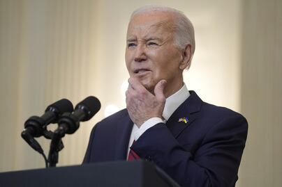 Joe Biden firma paquete de ayuda para Ucrania que también prohíbe TikTok a menos que cambie de dueño