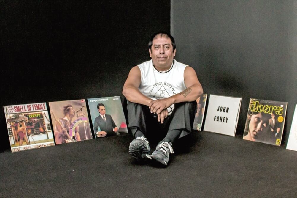 Daniel Guzmán presenta la muestra Soup, Cosmos & Tears (ARELI MARTINEZ. EL UNIVERSAL)