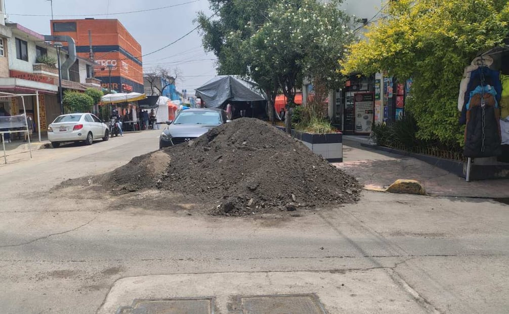 Los socavones se originaron por el colapso de un tramo del conector principal de drenaje, con más de 50 años de antigüedad.
Foto: Arantxa Meave
