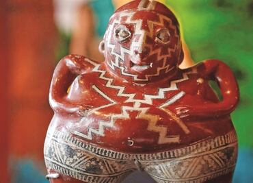 Casa de subasta parisina defiende venta de piezas precolombinas