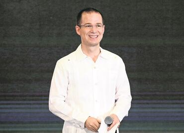 Anaya y banqueros urgen a apostar por mayor inversión