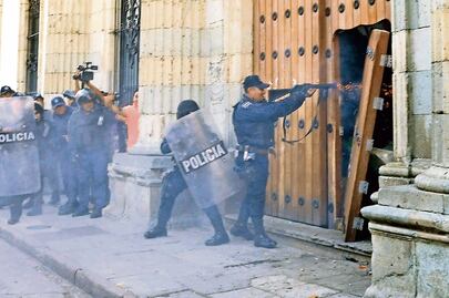 Estalla riña por Facultad de Derecho