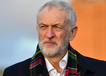 Partido Laborista británico suspende a exlíder tras acusaciones de antisemitismo