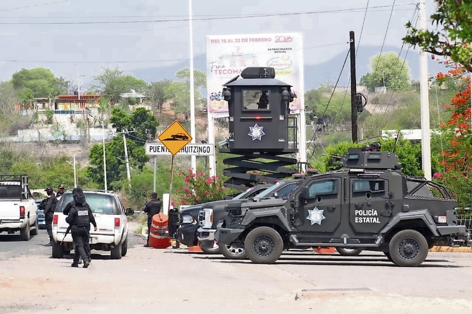 En la entrada de la comunidad del municipio de Tehuitzingo fue instalado un retén de la policía estatal. Foto: Omar Contreras / EL UNIVERSAL