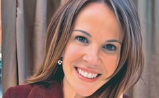 Marcela García Robles Gil publica su novela "Agua turbia"