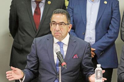 Confronta a senadores del PAN elección de fiscal