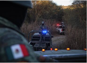 FOTOS: Aseguran narcolaboratorio del CJNG en límites de Michoacán y Jalisco; no hay detenidos, informan