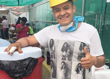 Chofer logró sacar a dos de derrumbe