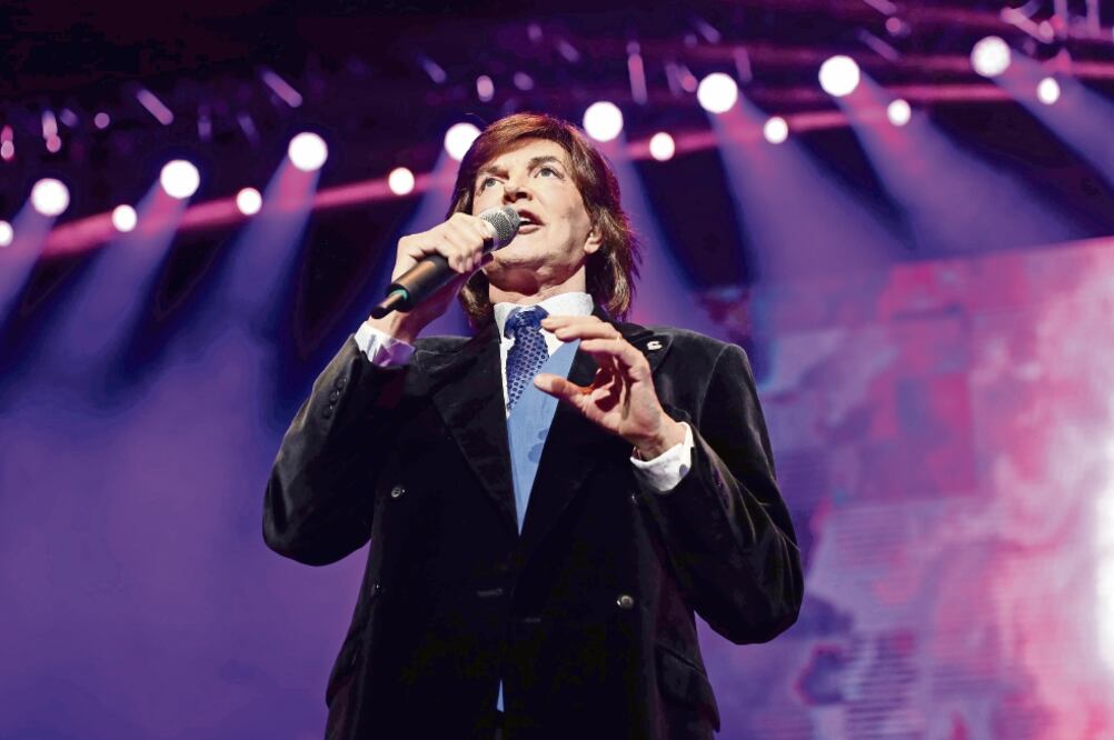 El español hizo un recorrido por sus mejores éxitos. (VALENTE ROSAS. EL UNIVERSAL)