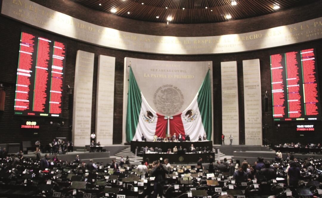 El dictamen para reducir el monto que puede disponer el INE de los partidos políticos fue aprobado con 466 votos a favor.