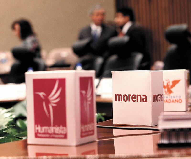 El monto que los partidos extintos manejaron es equiparable a los presupuestos que operarán este año secretarías tan importantes como Gobernación (5 mil 891 millones 930 mil pesos) o Turismo (5 mil 34 millones 491 mil pesos). Foto/ARCHIVO EL UNIVERSAL