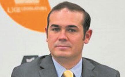 Edil de Guanajuato usa patrulla para llegar al estadio