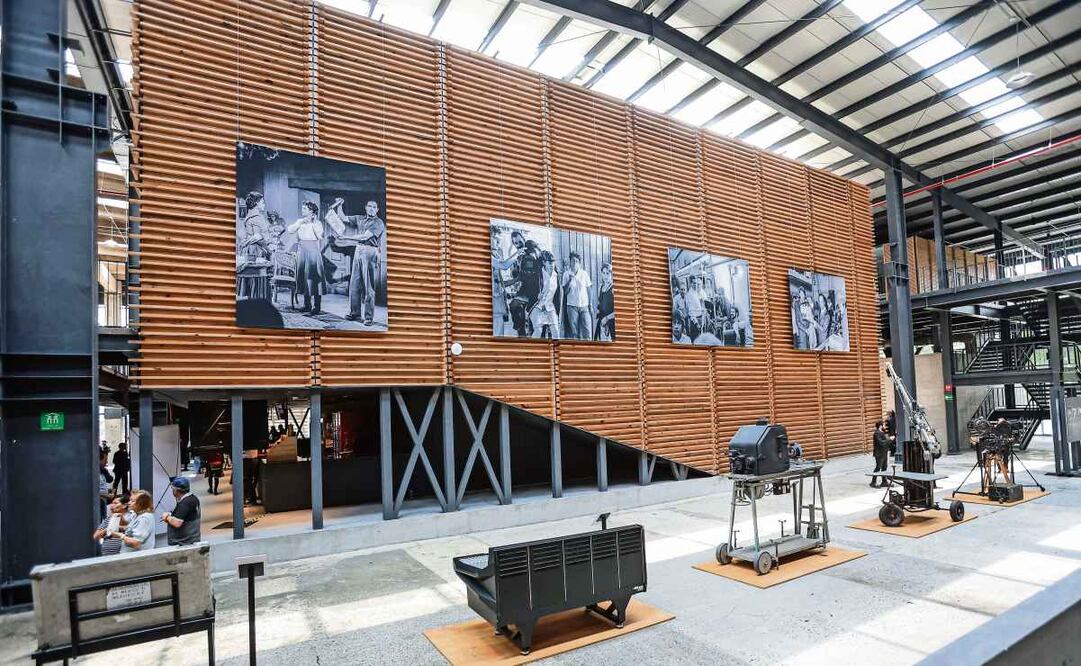 Aunque se presume como un logro en esta administración, la Cineteca Chapultepec fue inaugurada (a medias) desde el sexenio anterior. Foto: Archivo EL UNIVERSAL