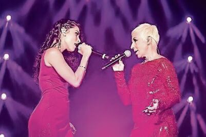 Beso de Ana Torroja y María León se vuelve viral