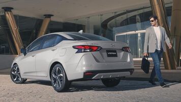 En cuánto quedan las mensualidades del Versa 2025 más barato