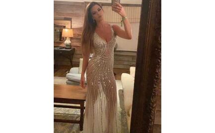 Semidesnuda y llena de energía, así celebra Alicia Machado su cumpleaños