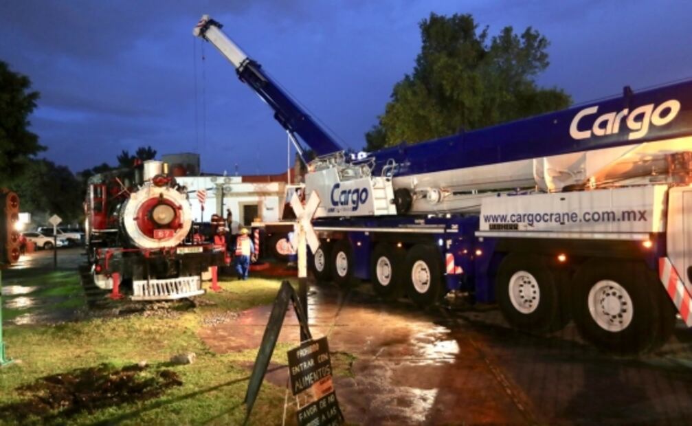 La locomotora "Petra" será trasladada al Zócalo capitalino hoy en la noche