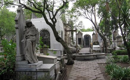 Indagan trascendencia histórica de los cementerios