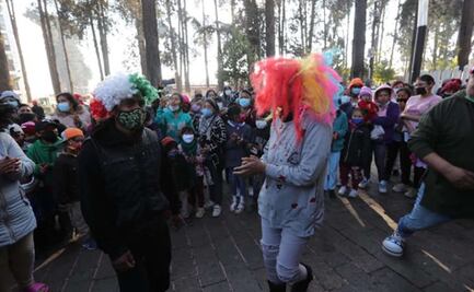 “Payasónicos al rescate” reparten juguetes en Hospital del Niño en Toluca por Día de Reyes 