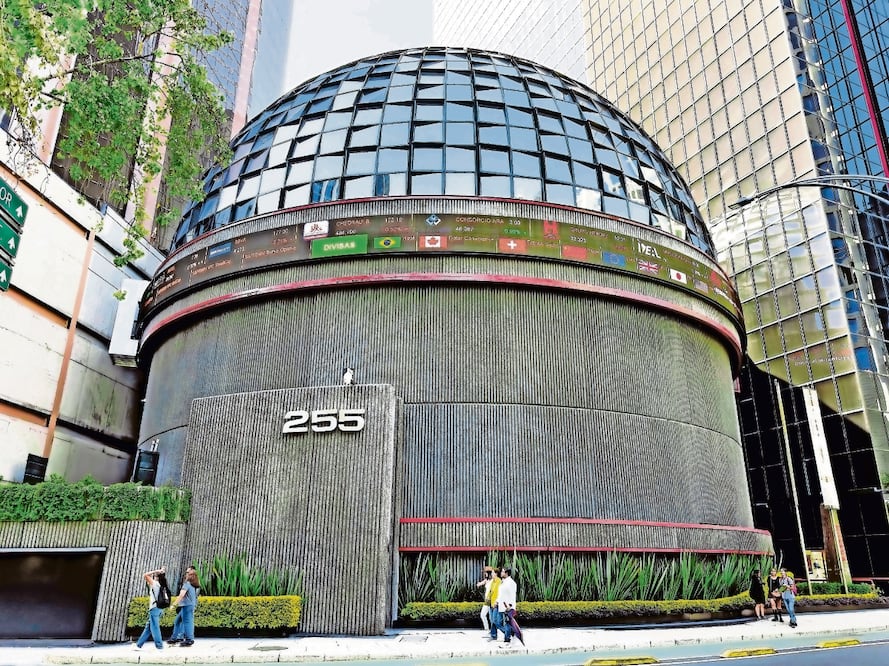 El Índice de Precios y Cotizaciones de la BMV acabó ayer en 70 mil 314 puntos, su cierre más alto desde el 4 de marzo. Foto: Archivo EL UNIVERSAL
