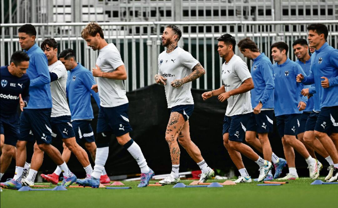 Es tiempo de mostrar su poder. Foto: Yuri Cortez / AFP