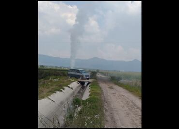 Fuga de combustible alcanza 10 metros de altura en Ajacuba, Hidalgo