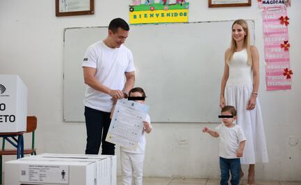 Cierran urnas del referéndum en Ecuador; inicia escrutinio de votos