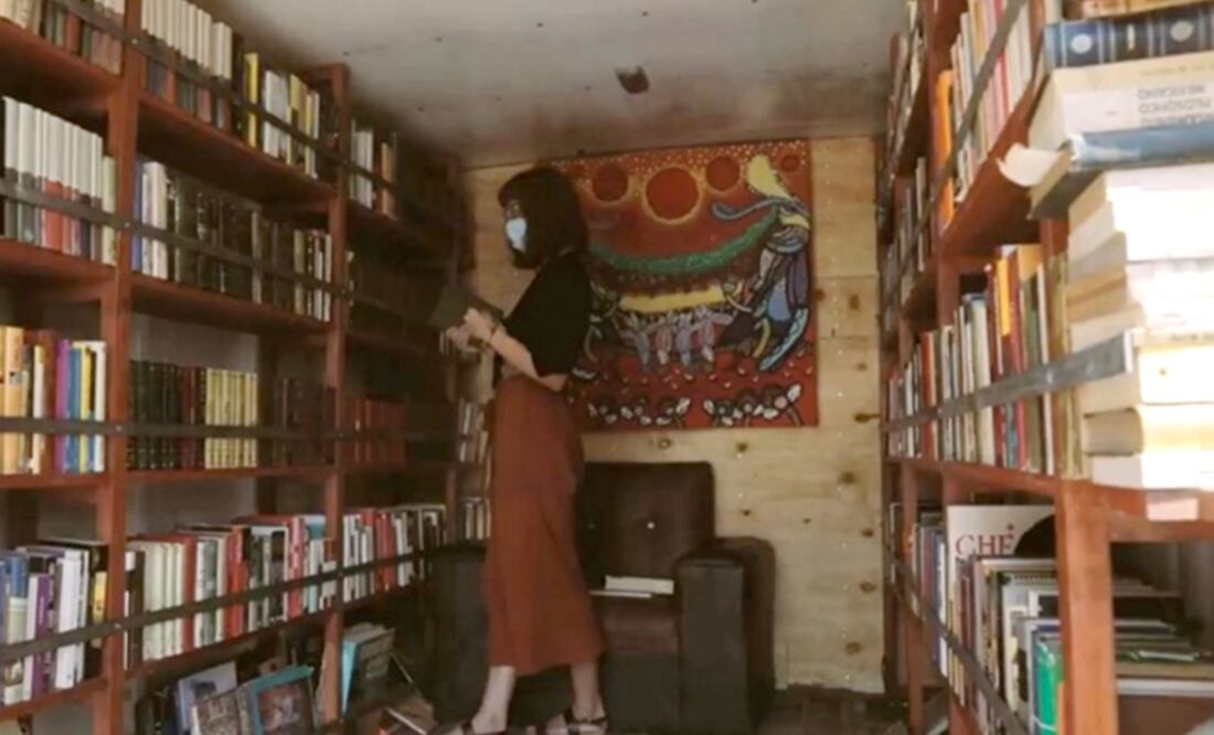 Mobile bookstore promotes reading during Mexico’s COVID-19 lockdown