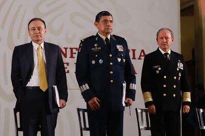 Acompañarán Defensa y Marina a Durazo en comparecencia con diputados