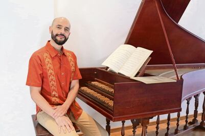 “El teatro de arte no puede responder al sistema mercantil”: Claudio Valdés Kuri