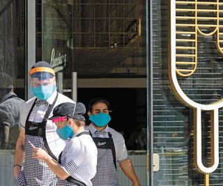 Abandona 4T a trabajadores y empresarios, revela la OCDE