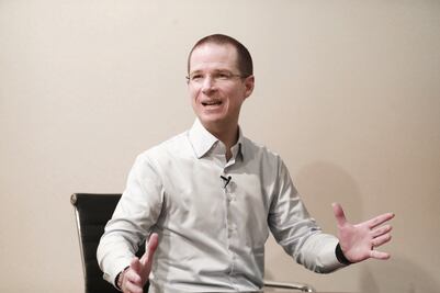 Legisladores del PRD avalan versión de supuesto hackeo ruso