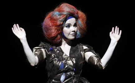 Representante de Björk la respalda en acusación de acoso sexual