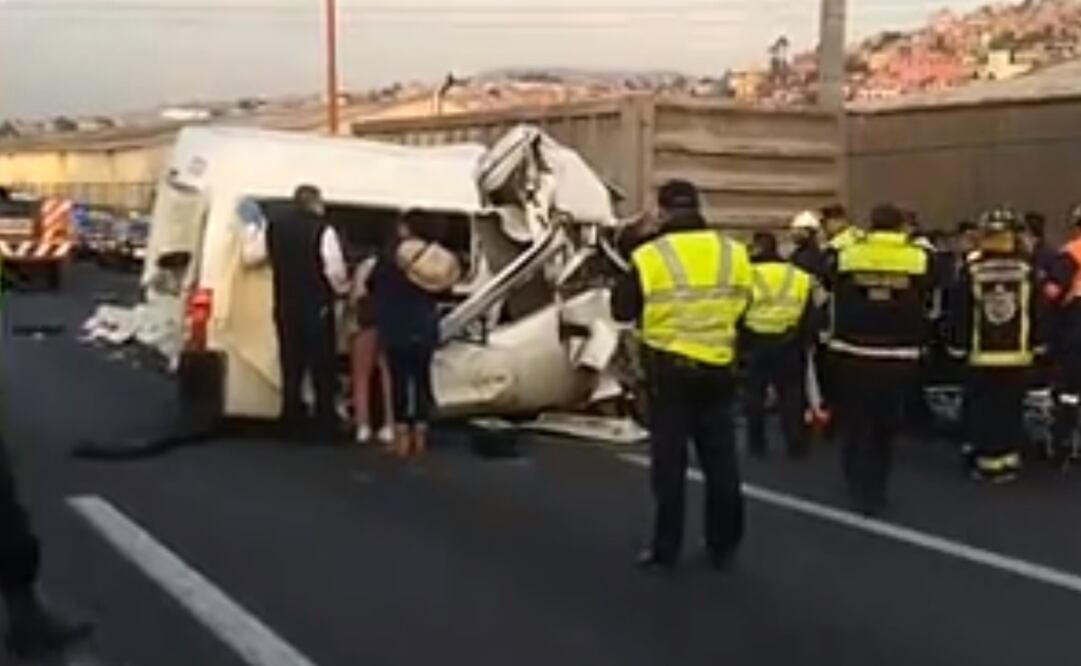 La emergencia fue atendida  por servicios de urgencias y Protección Civil estatales y municipales, además de Cruz Roja y Policía Federal (Foto: Especial)