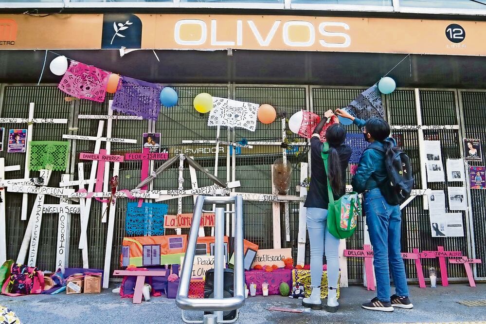 Se cumplen tres años de la caída de una trabe de la Línea 12 que dejó 26 muertos y 90 heridos. Foto: Archivo | El Universal