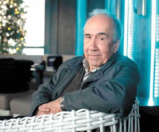 “Soy un poeta catalán, pero también castellano”