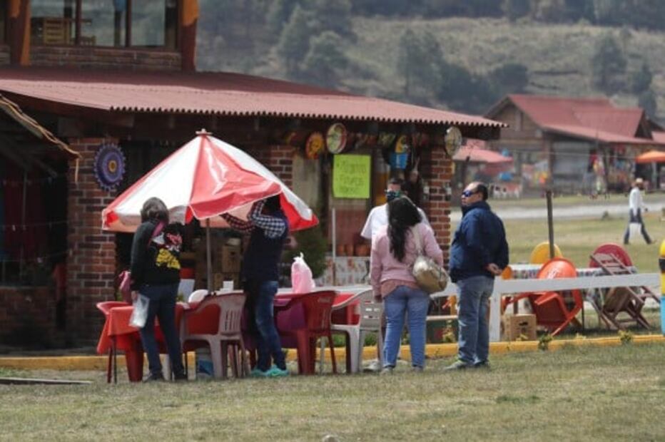 Panorama desalentador en La Marquesa; se quejan comerciantes ante poca afluencia